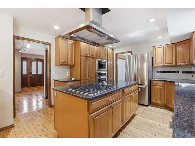 3076 Nelson Ct, Lakewood, CO 80215