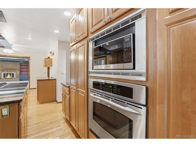 3076 Nelson Ct, Lakewood, CO 80215