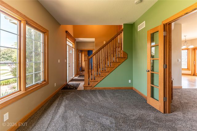 1000 Rolling Hills Court, Norwalk, IA 50211