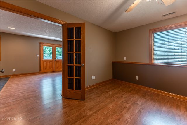 1000 Rolling Hills Court, Norwalk, IA 50211