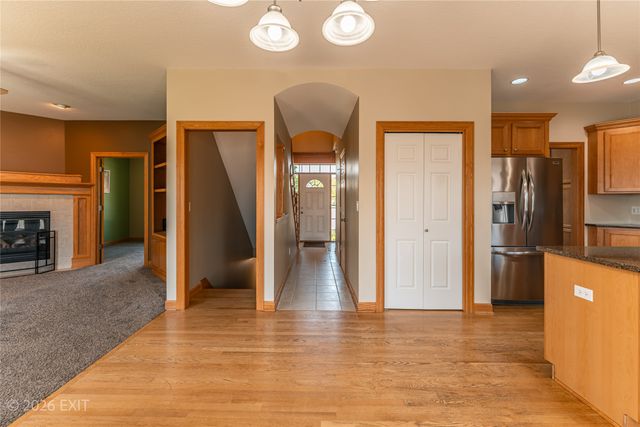 1000 Rolling Hills Court, Norwalk, IA 50211