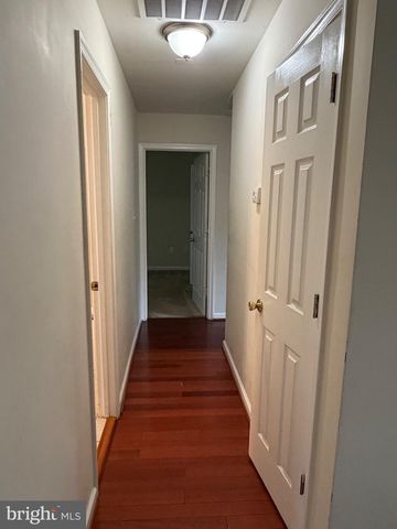 13110 NEWGATE RD, Woodbridge, VA 22193