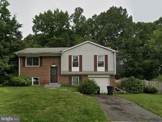 13110 NEWGATE RD, Woodbridge, VA 22193
