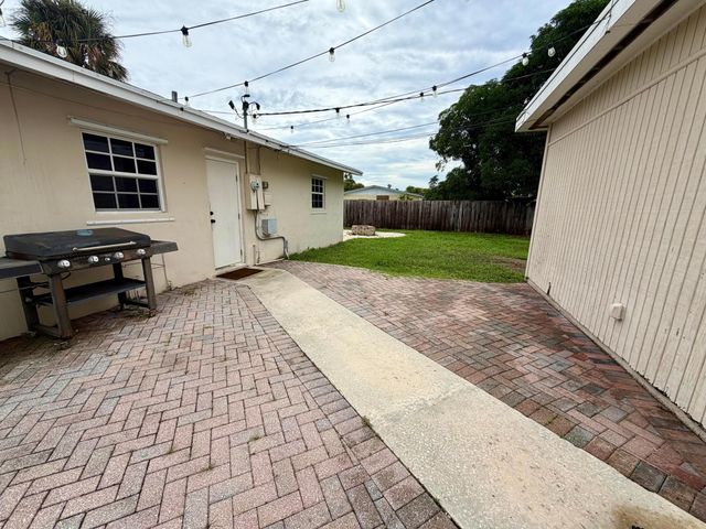 3540 Amy Avenue, West Palm Beach, FL 33403
