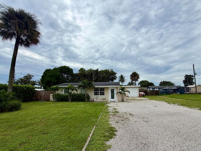3540 Amy Avenue, West Palm Beach, FL 33403