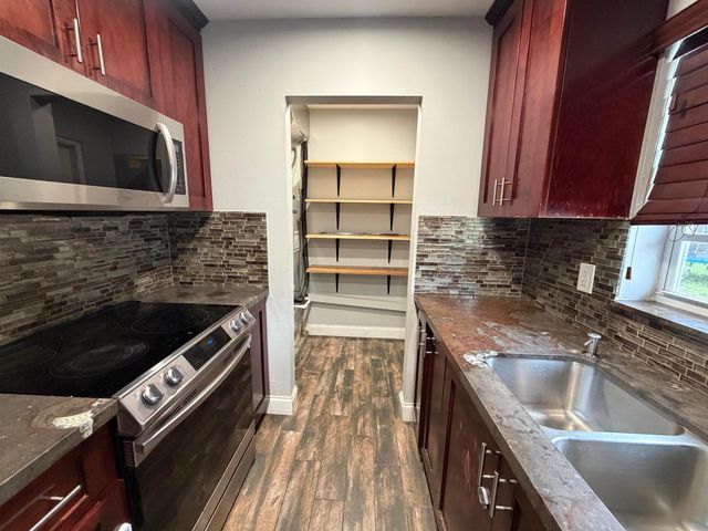 3540 Amy Avenue, West Palm Beach, FL 33403