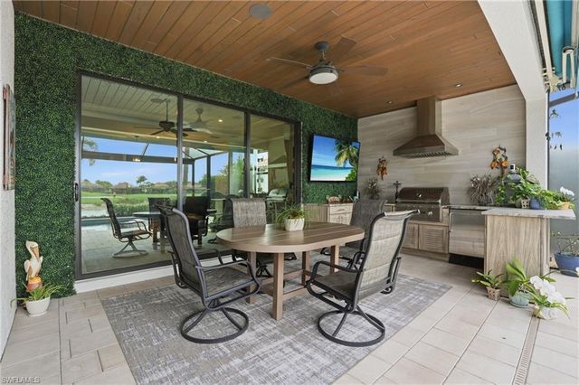 28614 Newtown CT, Bonita Springs, FL 34135