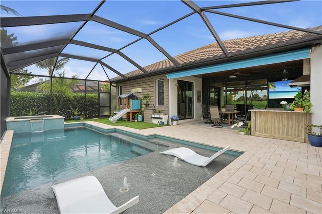 28614 Newtown CT, Bonita Springs, FL 34135