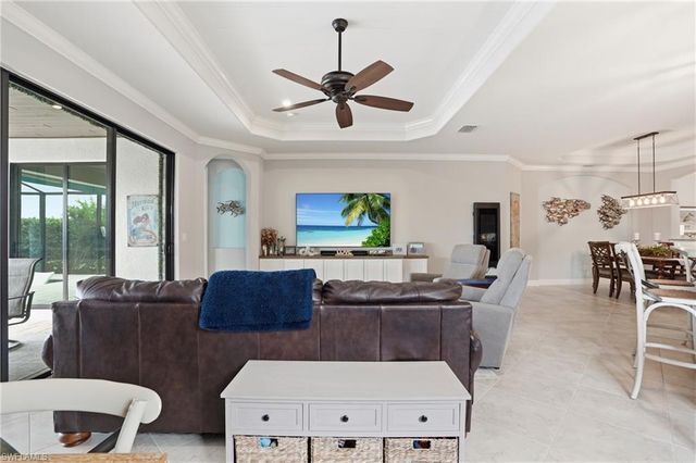 28614 Newtown CT, Bonita Springs, FL 34135