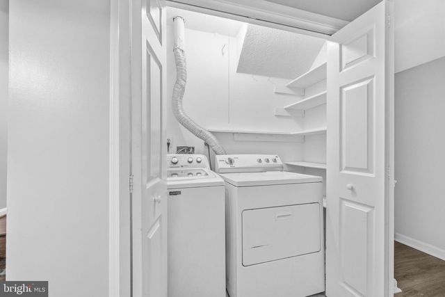 1212 BOND ST, Herndon, VA 20170