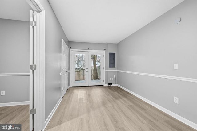 1212 BOND ST, Herndon, VA 20170