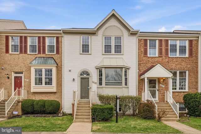 1212 BOND ST, Herndon, VA 20170