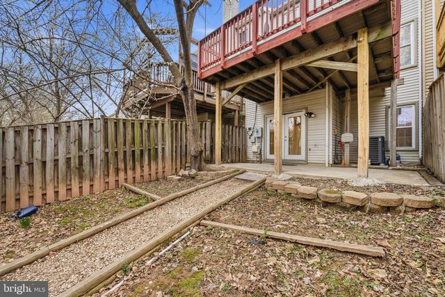 1212 BOND ST, Herndon, VA 20170