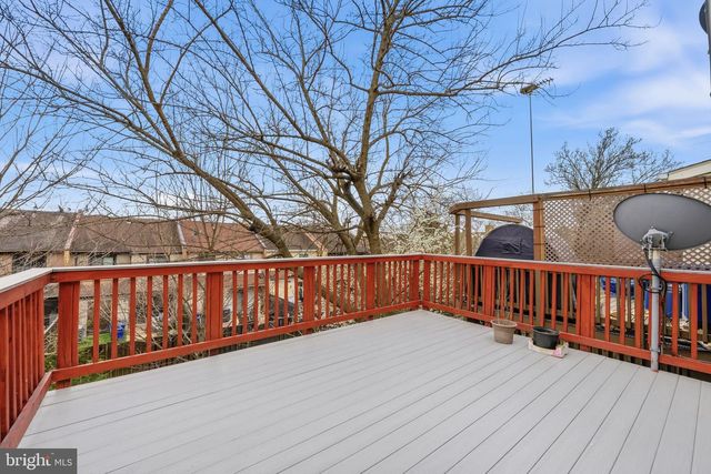 1212 BOND ST, Herndon, VA 20170