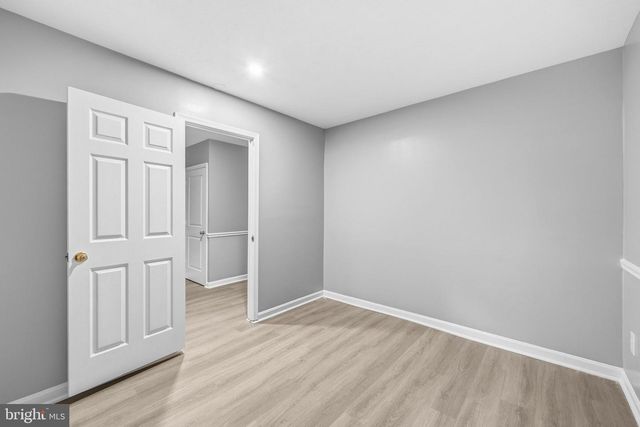 1212 BOND ST, Herndon, VA 20170