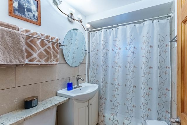 2834 Highland Avenue, Berwyn, IL 60402