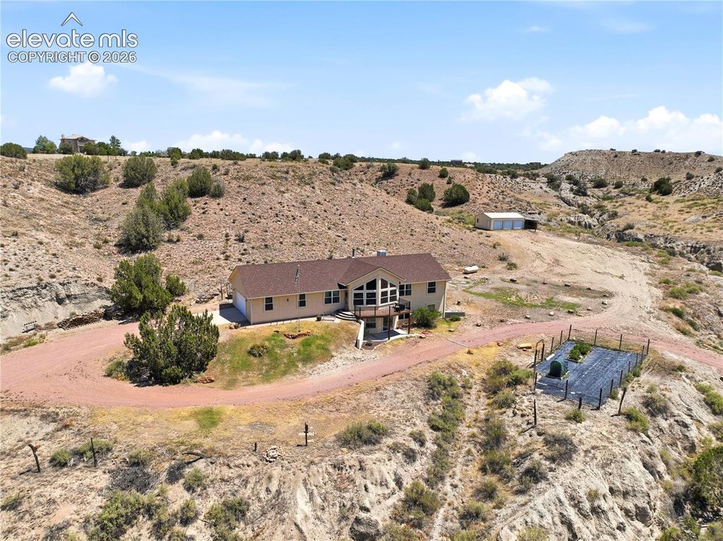 570 Valley Drive, Penrose, CO 81240 — photo 5