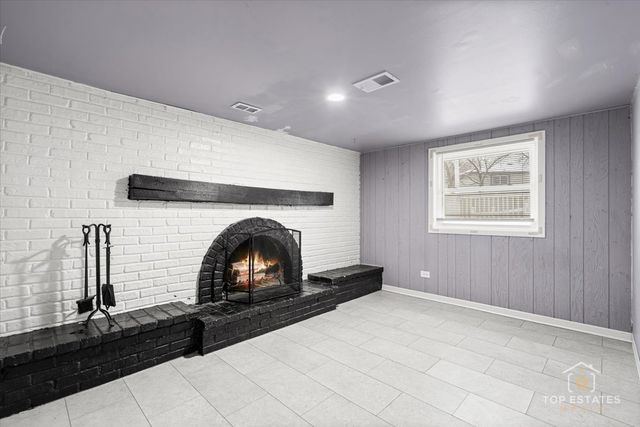 722 Kostner Avenue, Matteson, IL 60443