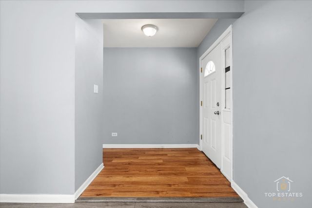 722 Kostner Avenue, Matteson, IL 60443