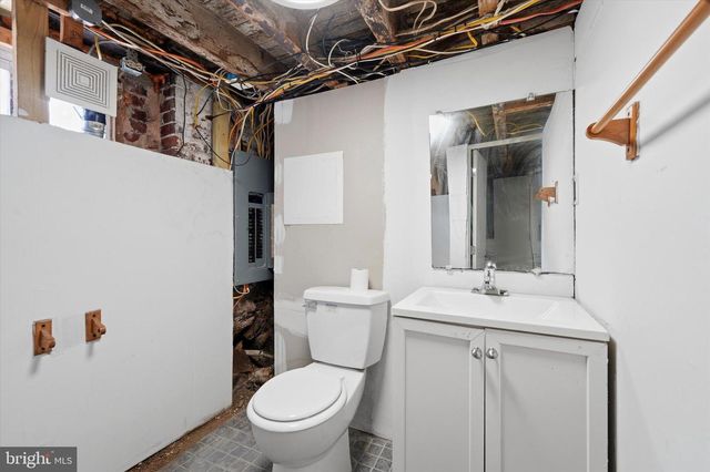 525 MORSE ST, Philadelphia, PA 19122