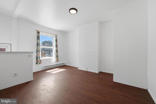 525 MORSE ST, Philadelphia, PA 19122