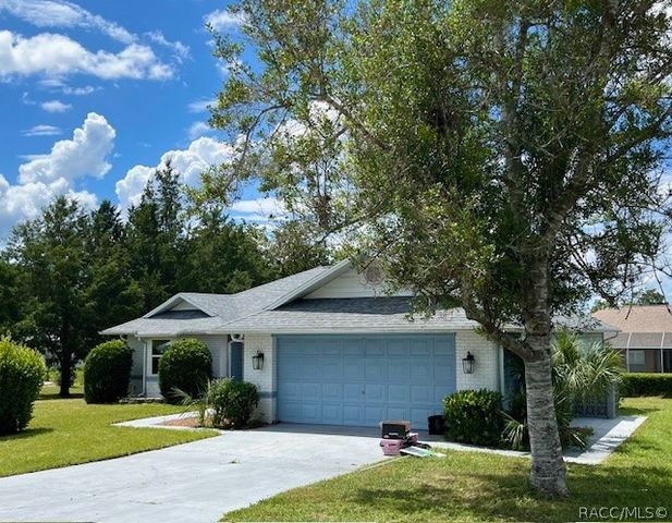 3884 N Blazingstar Way, Beverly Hills, FL 34465