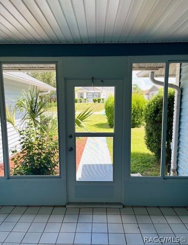 3884 N Blazingstar Way, Beverly Hills, FL 34465