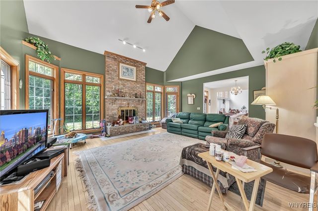 11 Valle Drive, Batavia, NY 14020