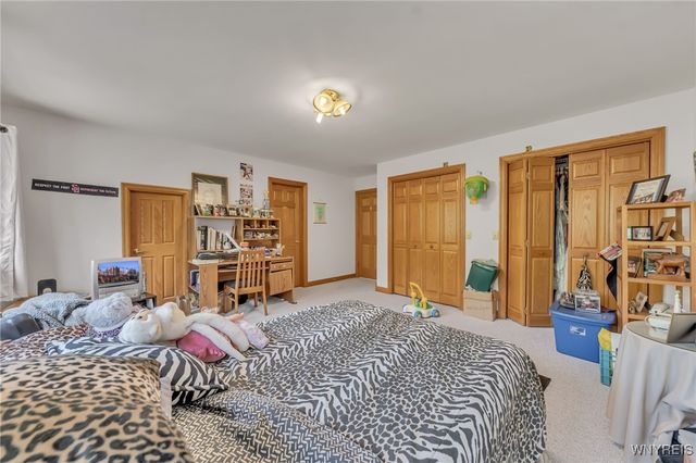 11 Valle Drive, Batavia, NY 14020