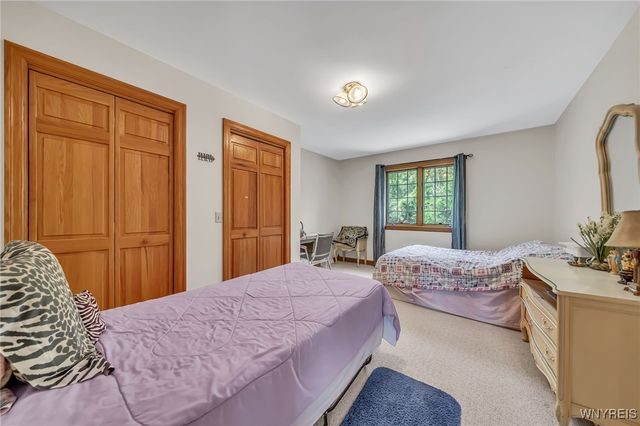 11 Valle Drive, Batavia, NY 14020