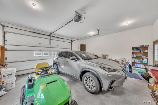 11 Valle Drive, Batavia, NY 14020