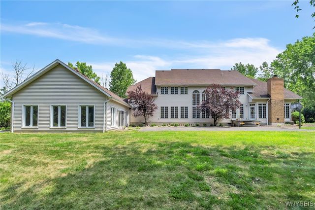 11 Valle Drive, Batavia, NY 14020