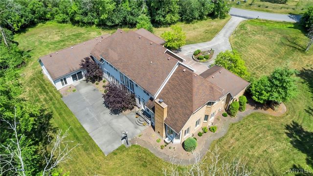 11 Valle Drive, Batavia, NY 14020