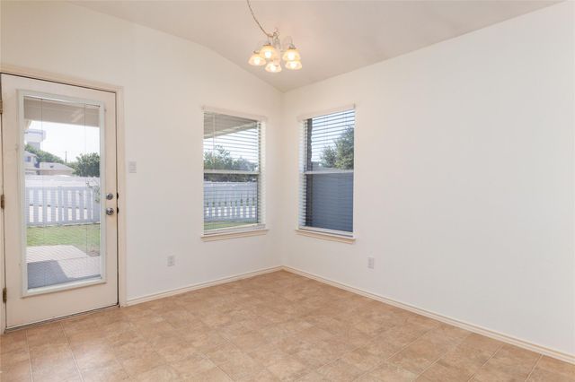 18136 Great Basin Ave, Round Rock, TX 78660