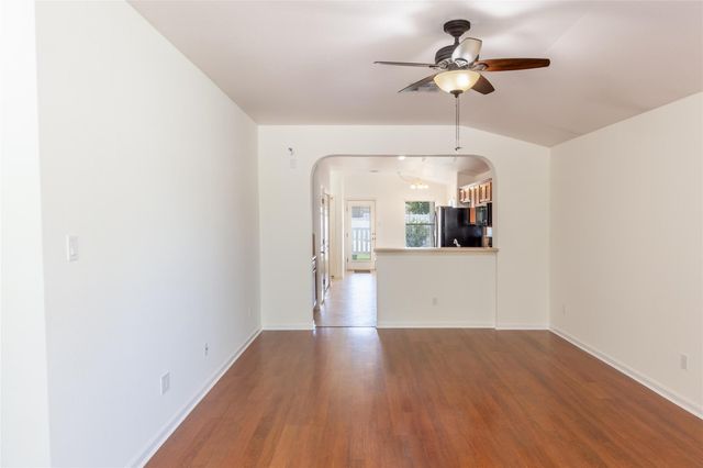 18136 Great Basin Ave, Round Rock, TX 78660