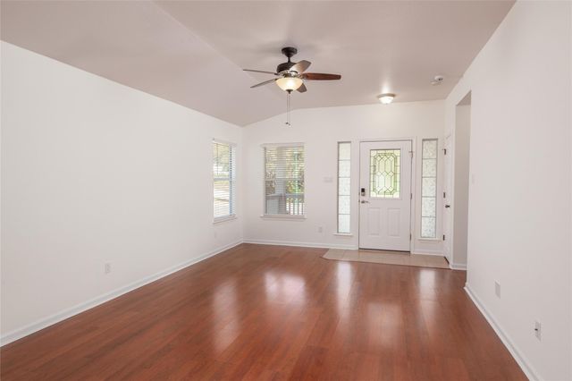 18136 Great Basin Ave, Round Rock, TX 78660