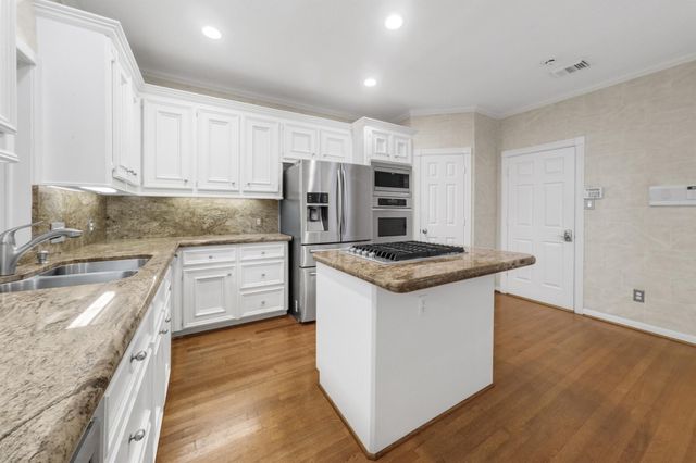 2003 Park Street, Houston, TX 77019