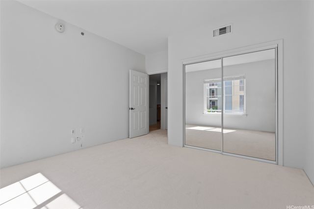 520 Lunalilo Home Road 7218, Honolulu, HI 96825