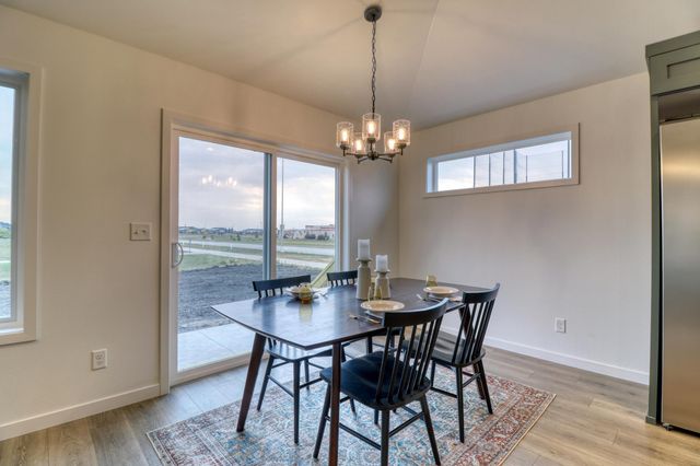 7013 Selkirk Drive S, Fargo, ND 58104