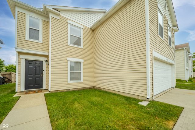 7631 Charlotte Drive, Ingalls, IN 46048