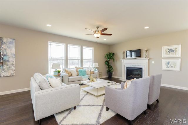 1 TBB Carver @ Sulphur Spring, Manchester, MO 63021