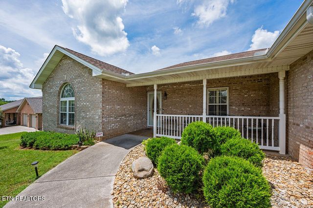 674 Southview Circle, Kodak, TN 37764