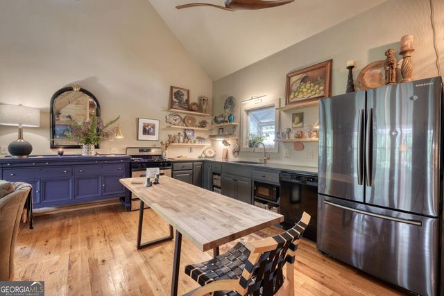 136 Honeybell Lane, Blairsville, GA 30512