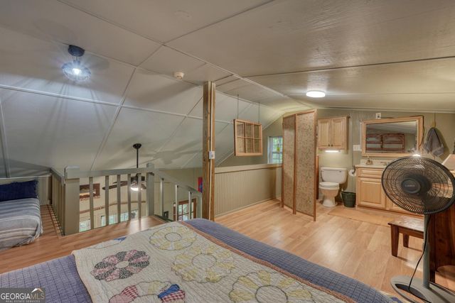 136 Honeybell Lane, Blairsville, GA 30512