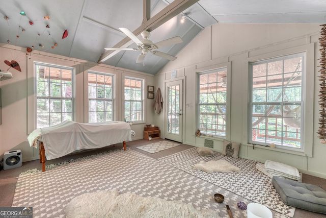 136 Honeybell Lane, Blairsville, GA 30512