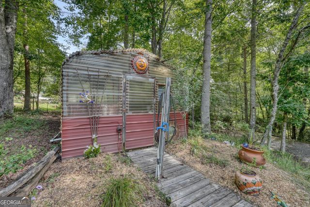 136 Honeybell Lane, Blairsville, GA 30512