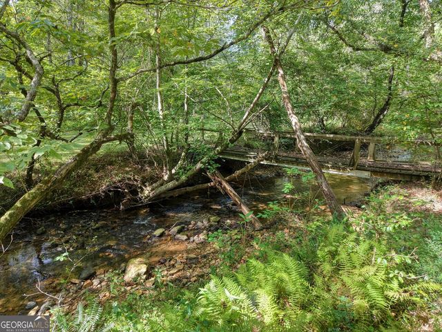 136 Honeybell Lane, Blairsville, GA 30512
