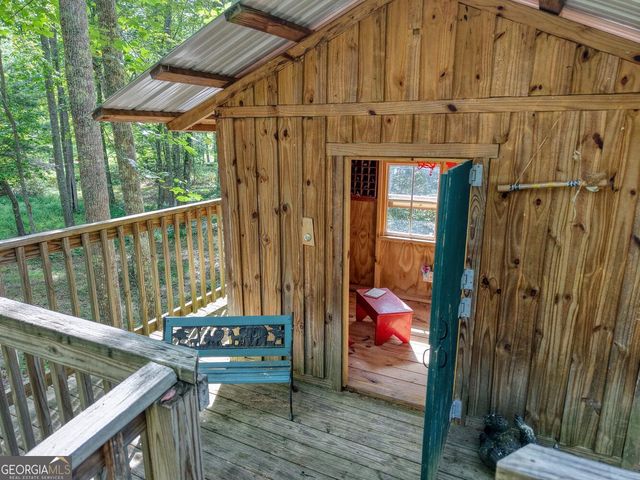 136 Honeybell Lane, Blairsville, GA 30512