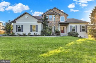 46 AUGUSTA LN, Fleetwood, PA 19522