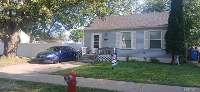 26241 Annapolis Street, Dearborn Heights, MI 48125